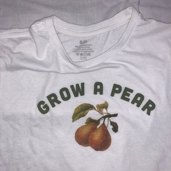 Unisex graphic t-shirt with “Grow A Pear” design - Picture 3 of 4